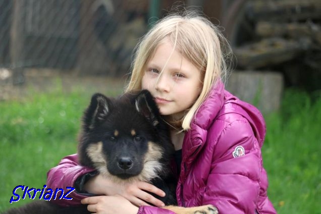 22.5.2021 - Valerie mit Donut 22.5.2021 - Valerie mit Donut